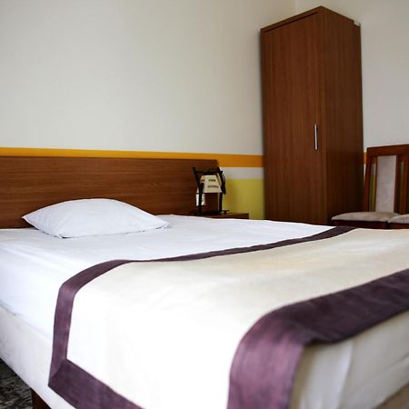 Hotel Folklor Międzyrzec Podlaski 客房 照片