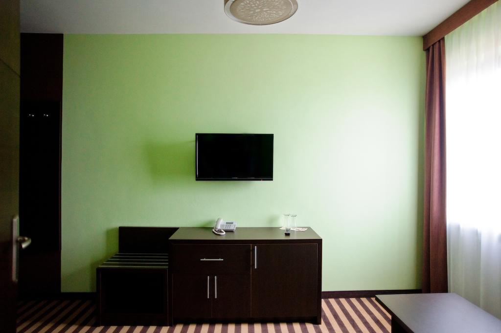 Hotel Folklor Międzyrzec Podlaski 客房 照片